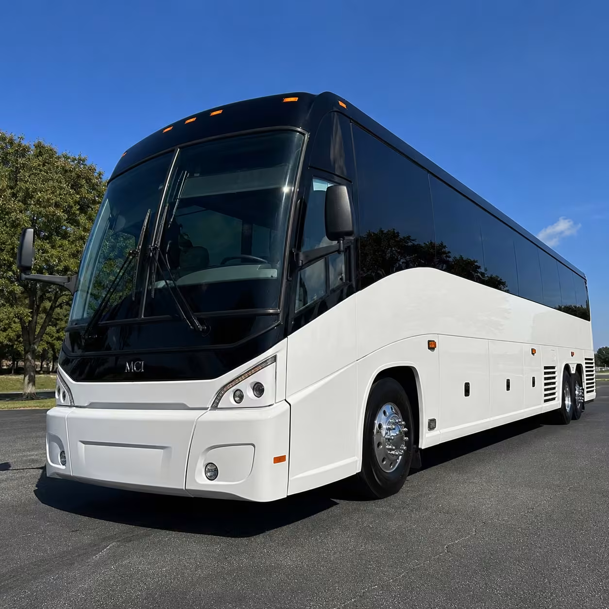 40 56 passenger charter bus